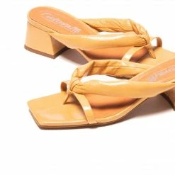 L'INTERVALLE WOMEN Collins Nude Leather