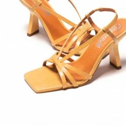 L'INTERVALLE WOMEN Martini Nude Leather 10 L'INTERVALLE WOMEN Martini Nude Leather