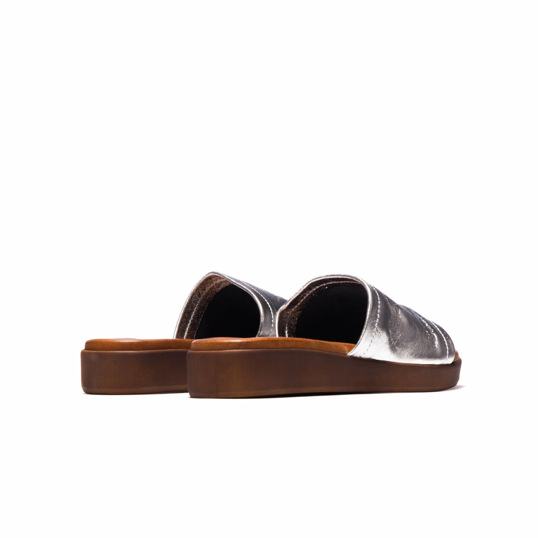 L'INTERVALLE WOMEN Rumi Silver Leather 3 L'INTERVALLE WOMEN Rumi Silver Leather