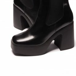 L'INTERVALLE WOMEN Trento Black Leather