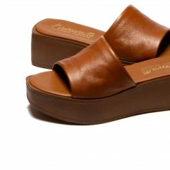 L'INTERVALLE Agira Tan Leather WOMEN