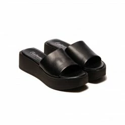 L'INTERVALLE Agira Black Leather