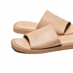 L'INTERVALLE Licata Nude Leather WOMEN