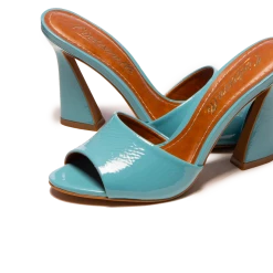 L'INTERVALLE Hakkasan Blue Naplack