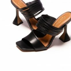 L'INTERVALLE Hyde Black Leather WOMEN