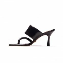 L'INTERVALLE Jet Black Leather