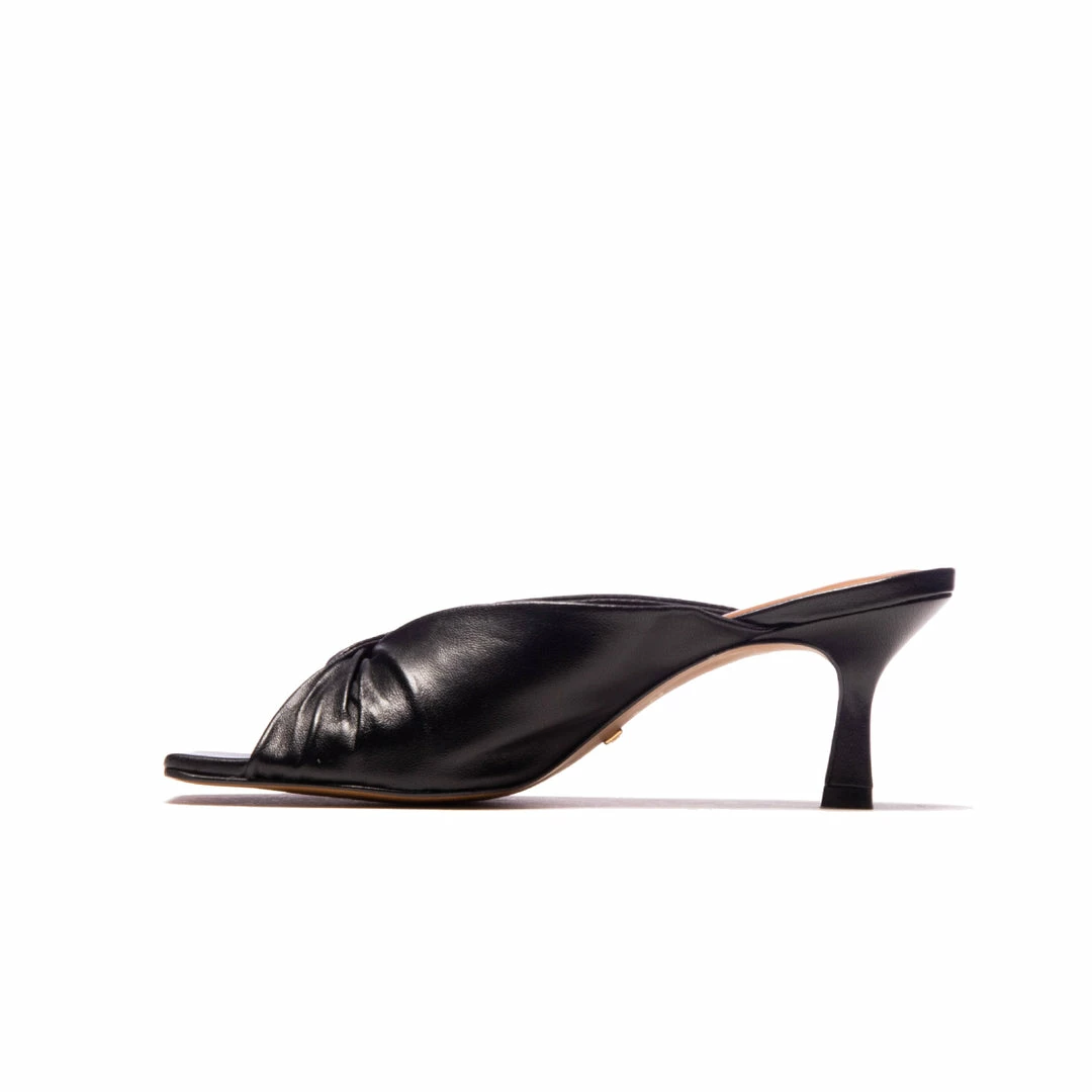 L'INTERVALLE WOMEN Unity Black Leather 3 L'INTERVALLE WOMEN Unity Black Leather