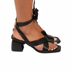 L'INTERVALLE Sela Black Leather