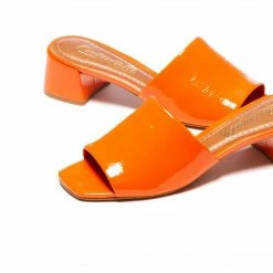 L'INTERVALLE WOMEN Fortunata Orange Naplack