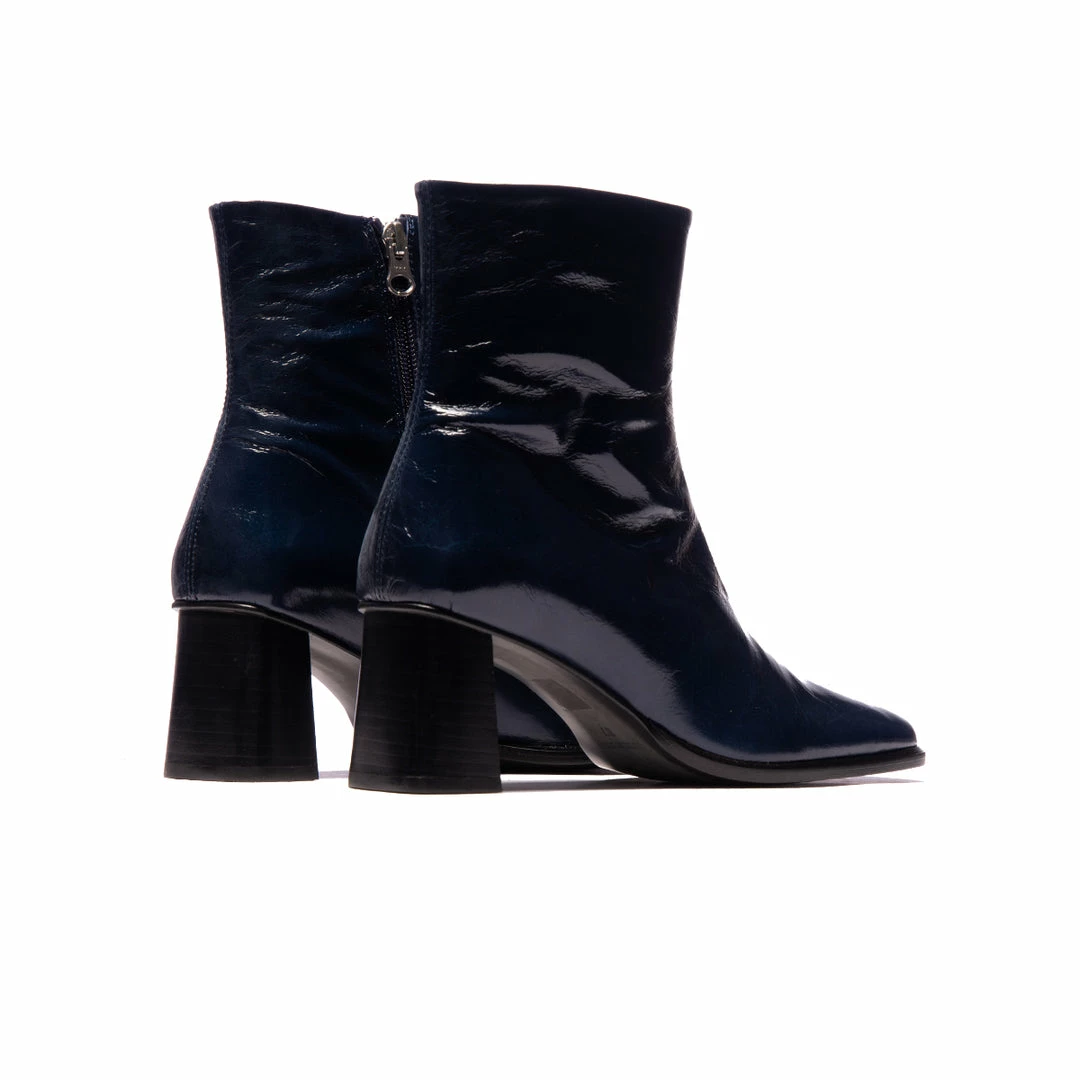 L'INTERVALLE Swan Navy Leather WOMEN 4 L'INTERVALLE Swan Navy Leather WOMEN