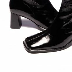 L'INTERVALLE WOMEN Swan Black Leather