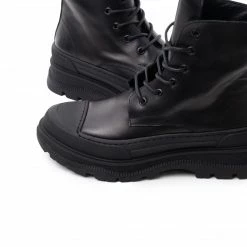 L'INTERVALLE Nagoya Black Leather WOMEN