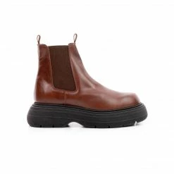 L'INTERVALLE Martos Chestnut Leather WOMEN