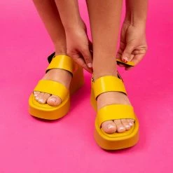 L'INTERVALLE Hayati Yellow Leather WOMEN