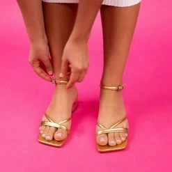 L'INTERVALLE Radiant Nude Leather WOMEN