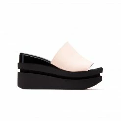 L'INTERVALLE Raka Nude Leather