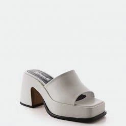 L'INTERVALLE Simos Off White Leather