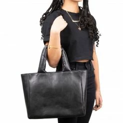 L'INTERVALLE Sublime Black Leather WOMEN