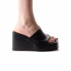 L'INTERVALLE Matamoros Black Leather