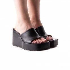 L'INTERVALLE Matamoros Black Leather