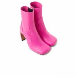 L'INTERVALLE Baden Fuschia Leather