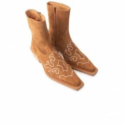 L'INTERVALLE Frantz Tan Suede WOMEN