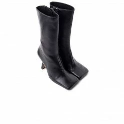 L'INTERVALLE Argyle Black Leather WOMEN