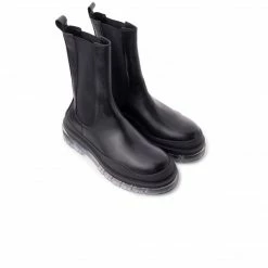 L'INTERVALLE Nagano Black Leather/Black Sole