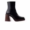 L'INTERVALLE WOMEN Epinal Black Leather/Brown Sole