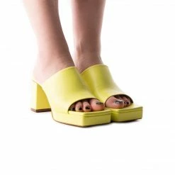 L'INTERVALLE WOMEN Nomia Yellow Leather