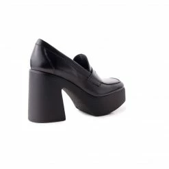 L'INTERVALLE Randazzo Black Leather