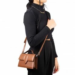 L'INTERVALLE WOMEN Mini Diya Tan Leather