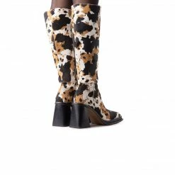 L'INTERVALLE Berka Multi Cow Pony