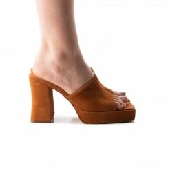 L'INTERVALLE WOMEN Morelia Tan Suede