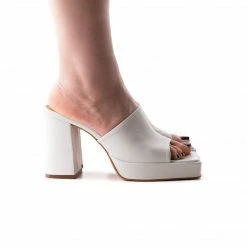 L'INTERVALLE Morelia White Leather