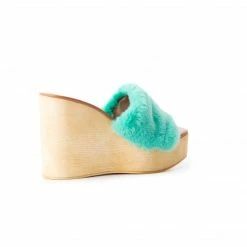L'INTERVALLE WOMEN Fluffy Blue Fur