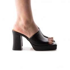 L'INTERVALLE Morelia Black Leather