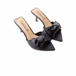 L'INTERVALLE Nuevitas Black Leather