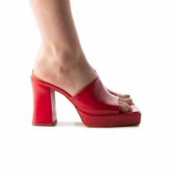 L'INTERVALLE Morelia Red Leather