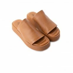 L'INTERVALLE WOMEN Dumpling Tan Leather