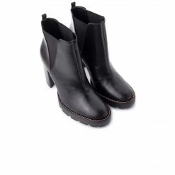 L'INTERVALLE Circa Black Leather