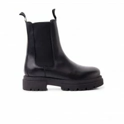 L'INTERVALLE Percé Black Leather