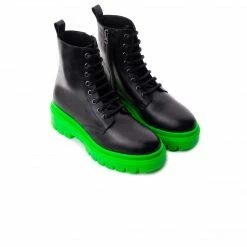 L'INTERVALLE Ciudad Black Leather/Mint Sole WOMEN