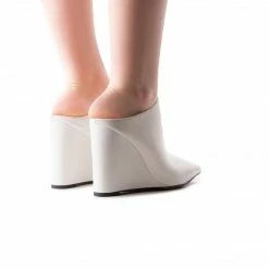 L'INTERVALLE Freya White Leather