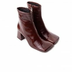 L'INTERVALLE Almeria Chestnut Leather WOMEN