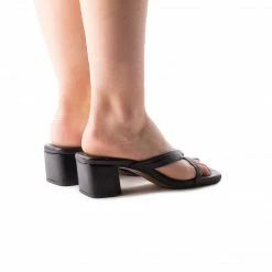 L'INTERVALLE Fora Black Leather