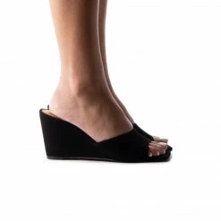 L'INTERVALLE Toscana Black Nubuck WOMEN