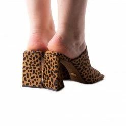 L'INTERVALLE WOMEN Levu Leopard Pony