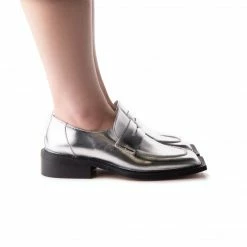 L'INTERVALLE Malaya Silver Leather