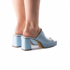 L'INTERVALLE Nomia Light Blue Leather WOMEN